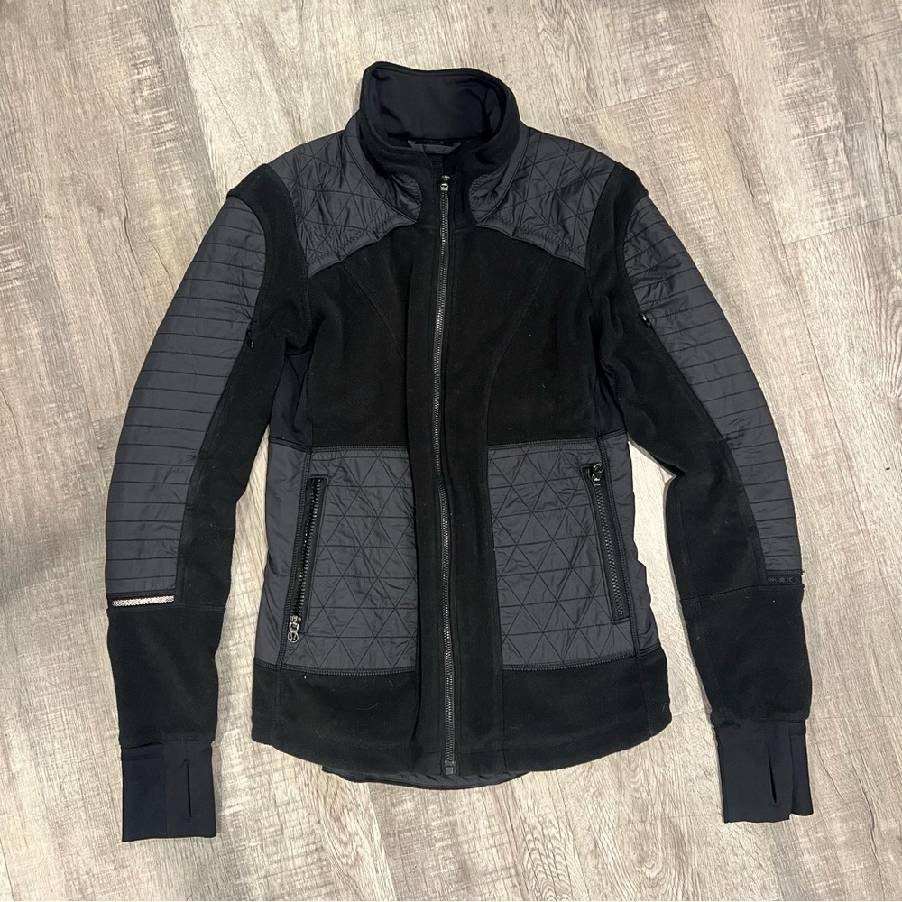 Lululemon Fleecy Keen Jackey - Picture 2 of 9